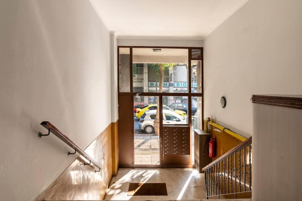 Leon Cozy Apartment Athena Bagian luar foto